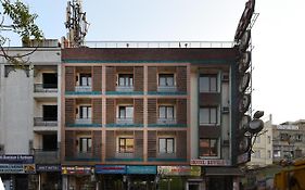 Hotel Revels By A1Rooms