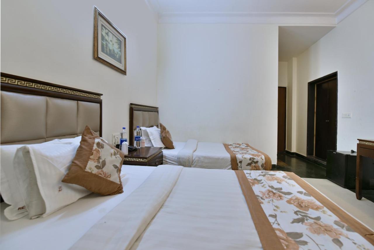 Hotel Revels By A1Rooms New Delhi Exterior photo